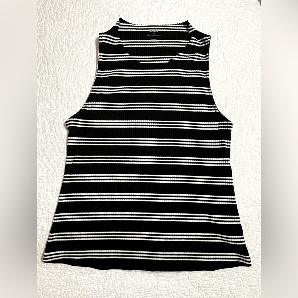 Maeve by Anthropologie| Blank top with white stripes | Size X-Large